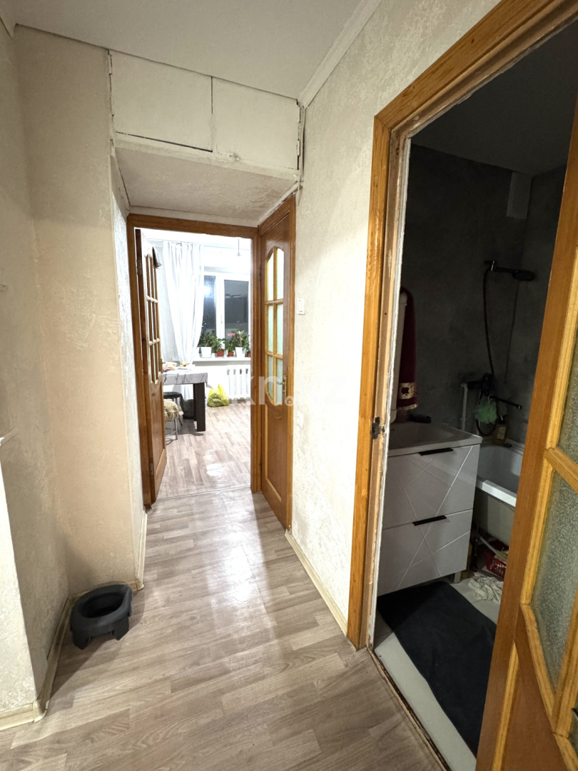 Продажа 3-комнатной квартиры, 64.3 м² в Караганде - фото 6