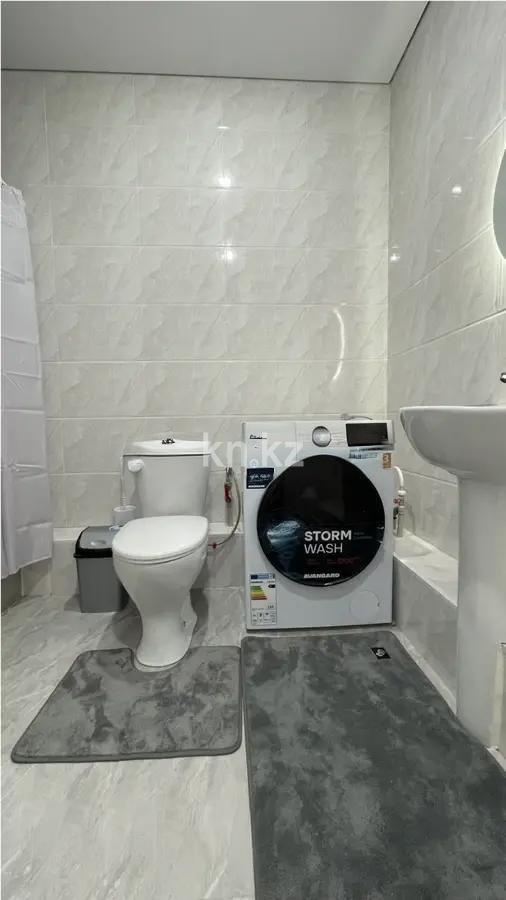 Продажа 2-комнатной квартиры, 51 м², ул. Омарова, дом  7 в Алматы - фото 4