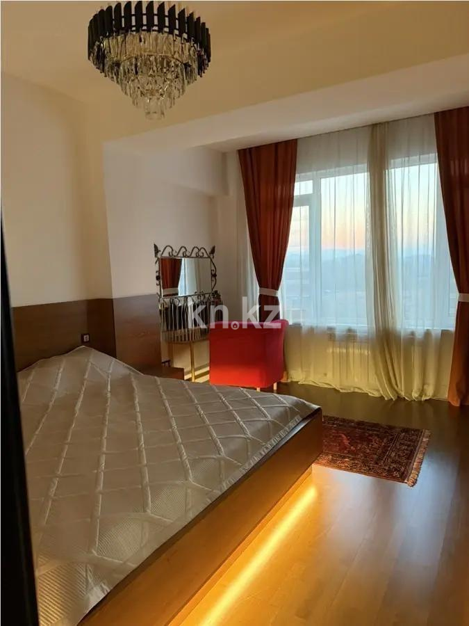 Продажа 3-комнатной квартиры, 100 м², бул. Бухар Жырау, дом  35 в Алматы - фото 2