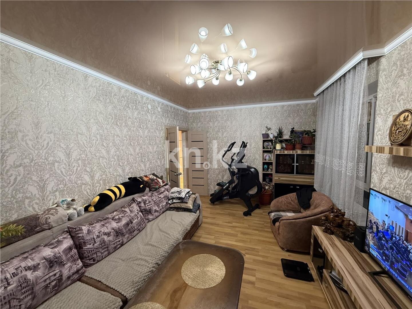 Продажа 2-комнатной квартиры, 70 м² в Караганде - фото 2
