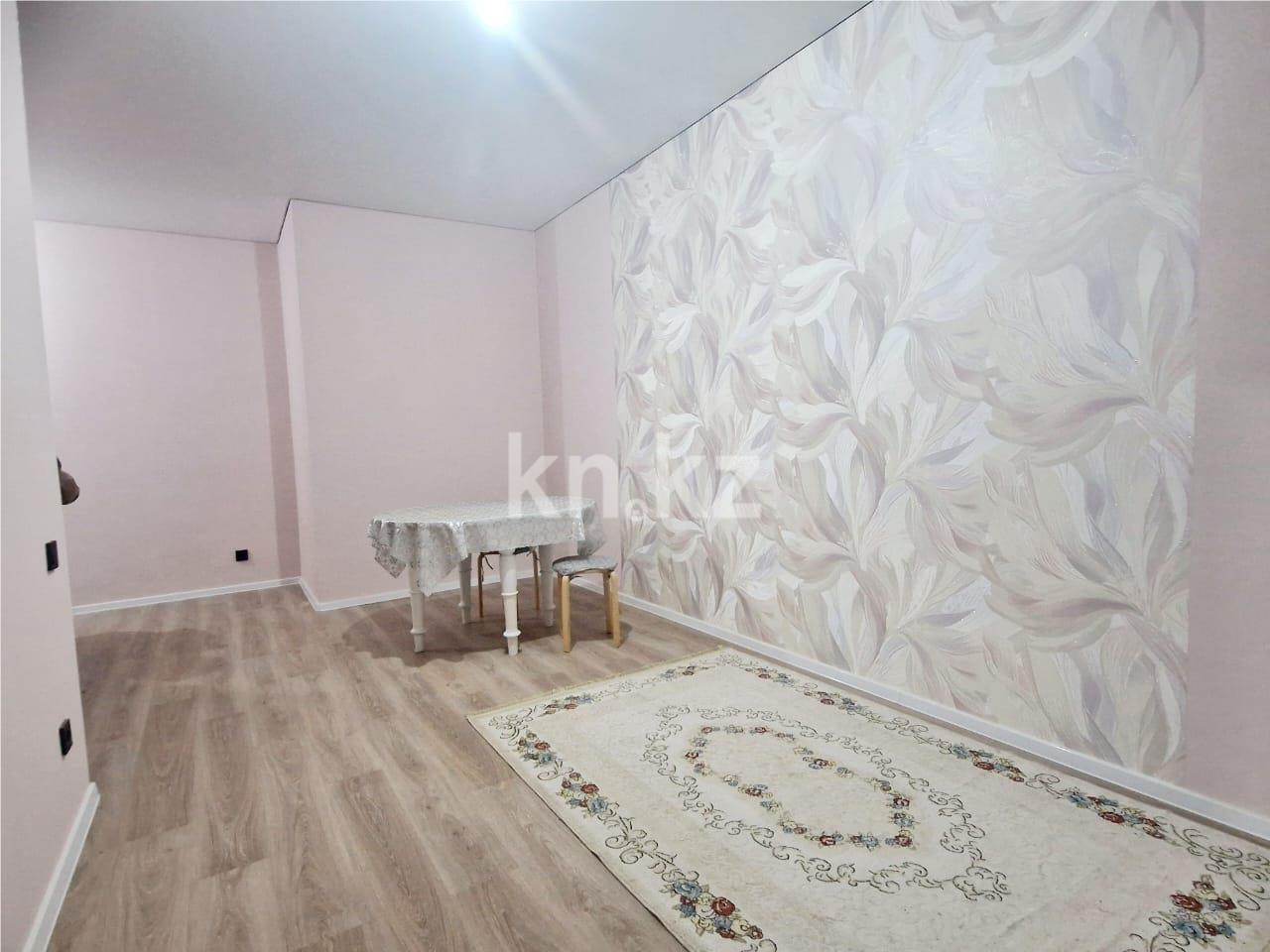 Продажа 2-комнатной квартиры, 40 м², ул. Муканова, дом  88 в Караганде - фото 3