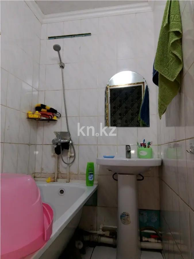 Продажа 2-комнатной квартиры, 44 м², 14-й мкр., дом  11 в Караганде - фото 4