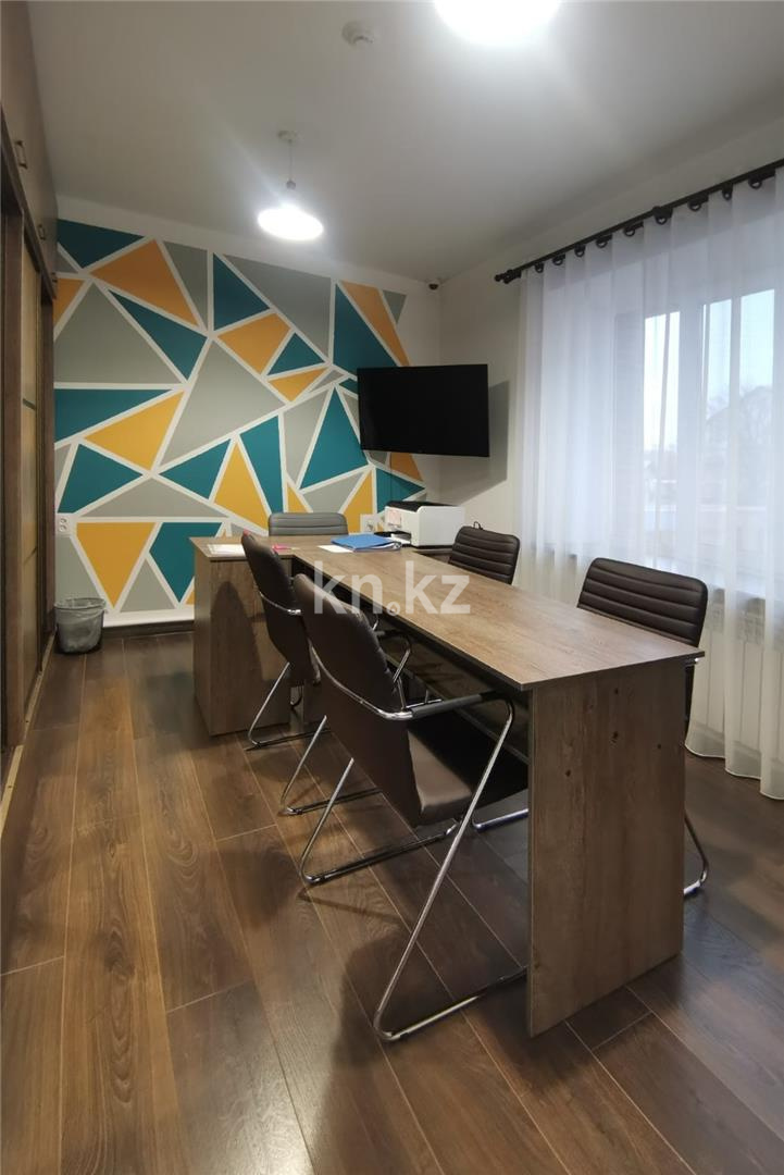 Продажа 8-комнатного дома, 347 м² в Караганде - фото 24