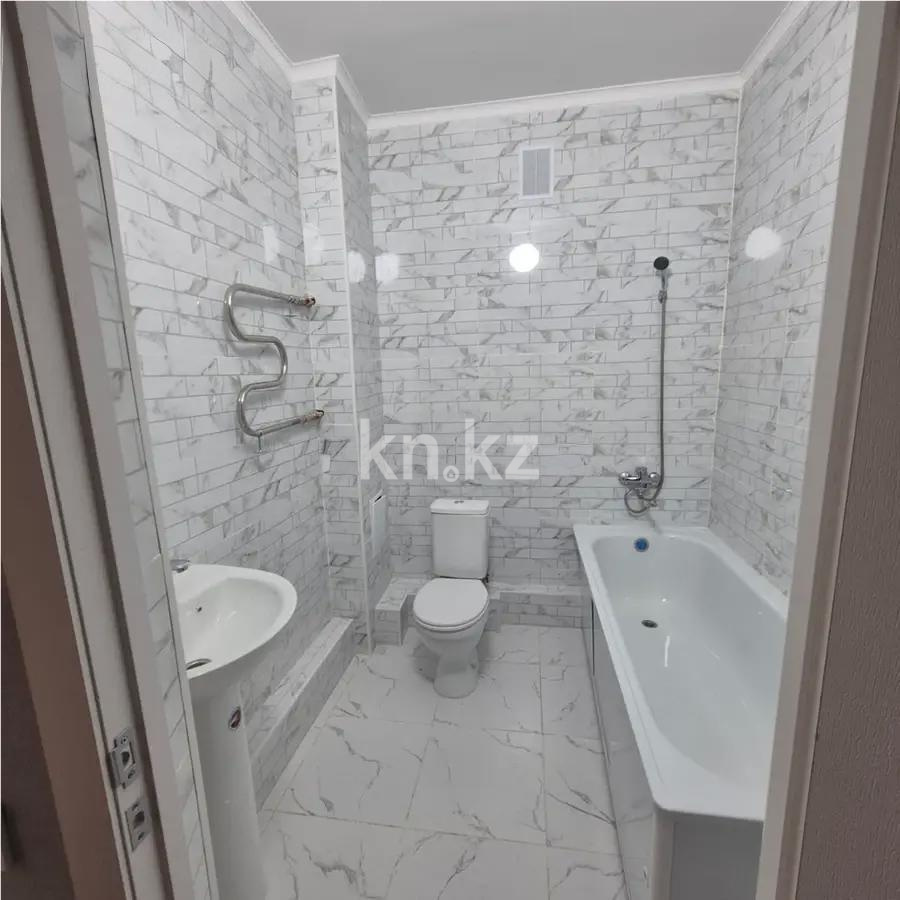 Продажа 3-комнатной квартиры, 90 м², ул. Нажимеденова, дом  44а в Астане - фото 5