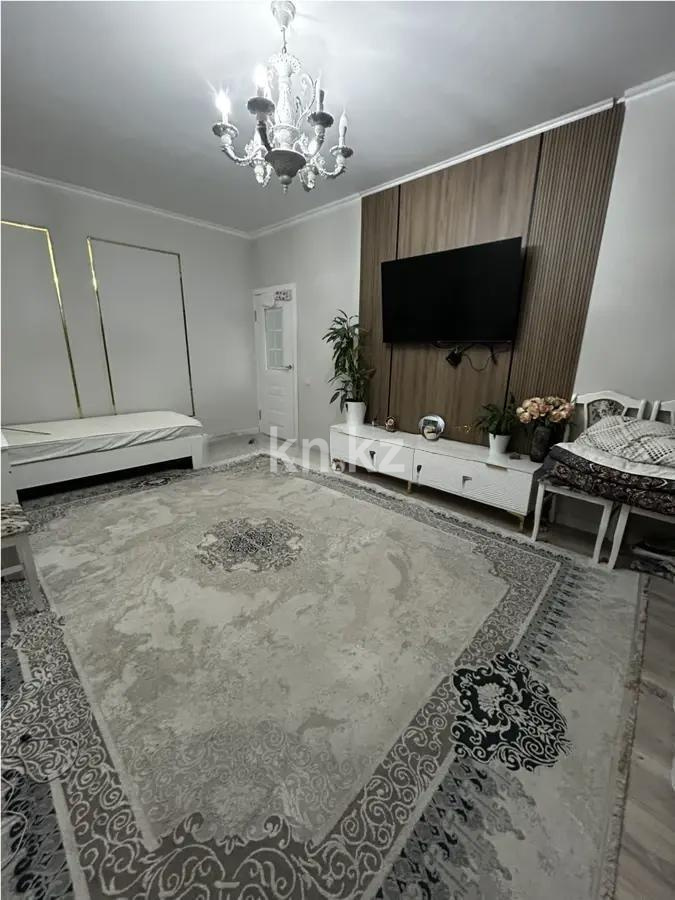 Продажа 3-комнатной квартиры, 71 м², ул. Толе би, дом  263 в Алматы