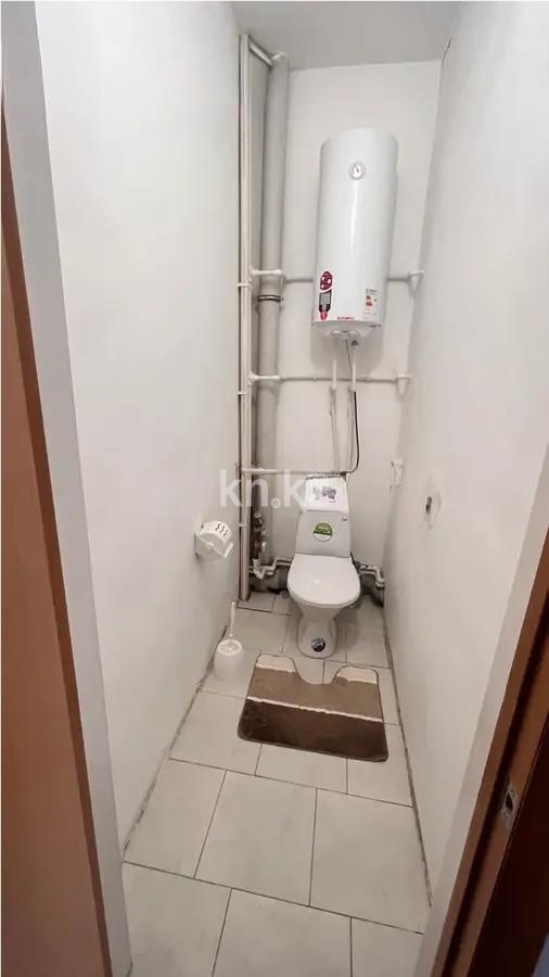 Продажа 2-комнатной квартиры, 68 м², ул. Момышулы, дом  28 в Караганде - фото 6