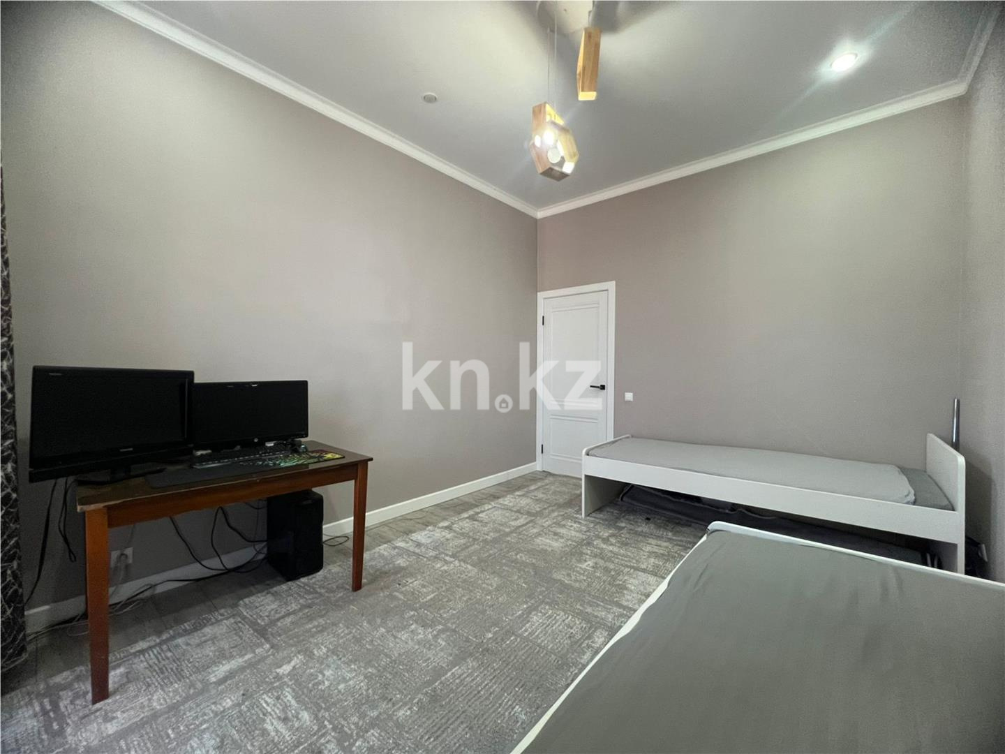 Продажа 4-комнатного дома, 107 м², ул. Муканова в Караганде - фото 7