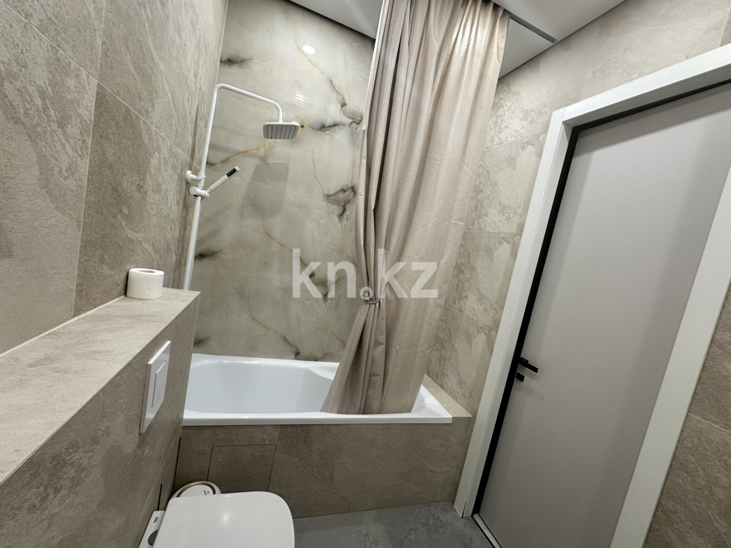 Продажа 3-комнатной квартиры, 95 м² в Астане - фото 8