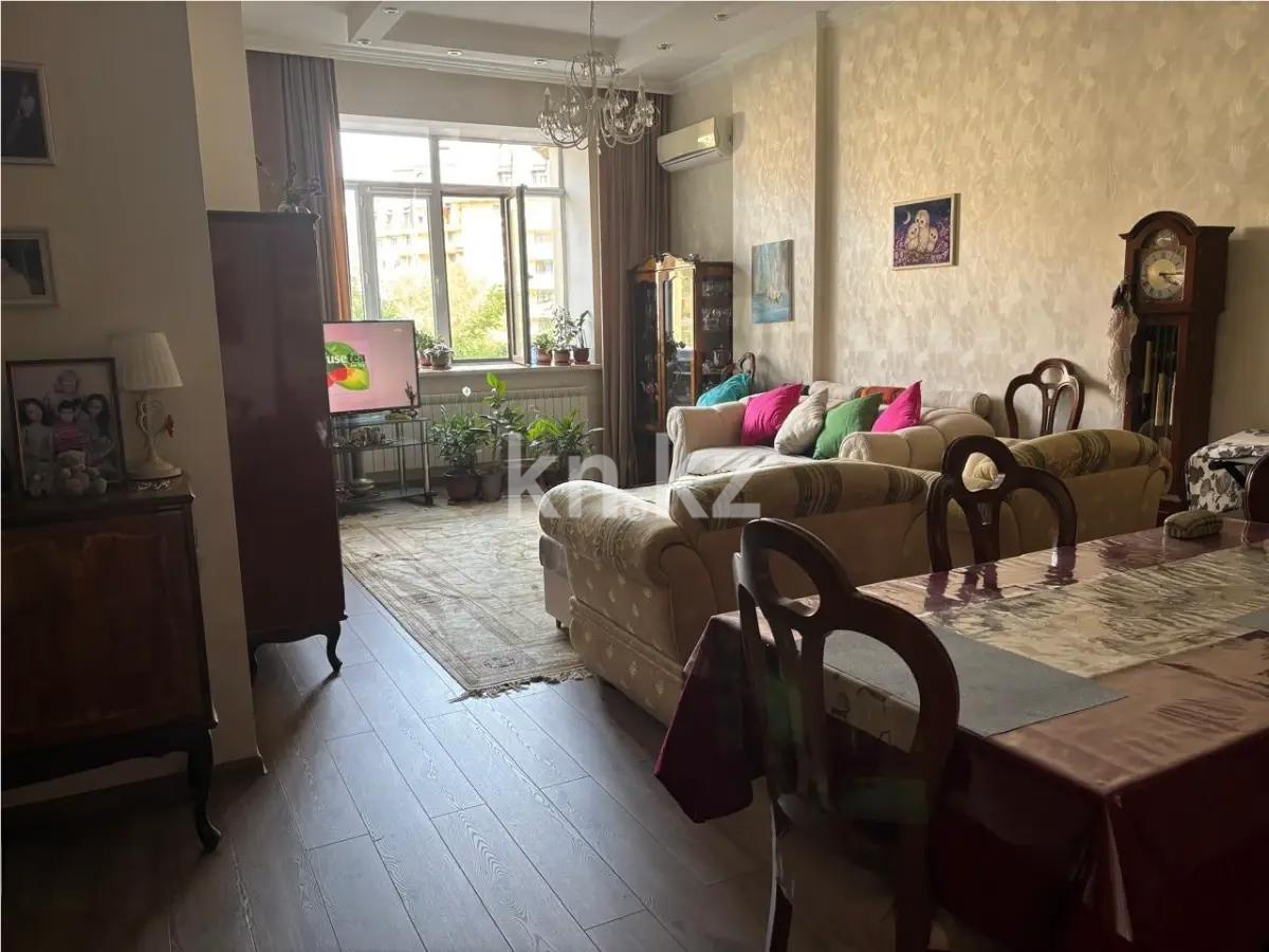 Продажа 2-комнатной квартиры, 83 м², ул. Омаровой, дом  37 в Алматы