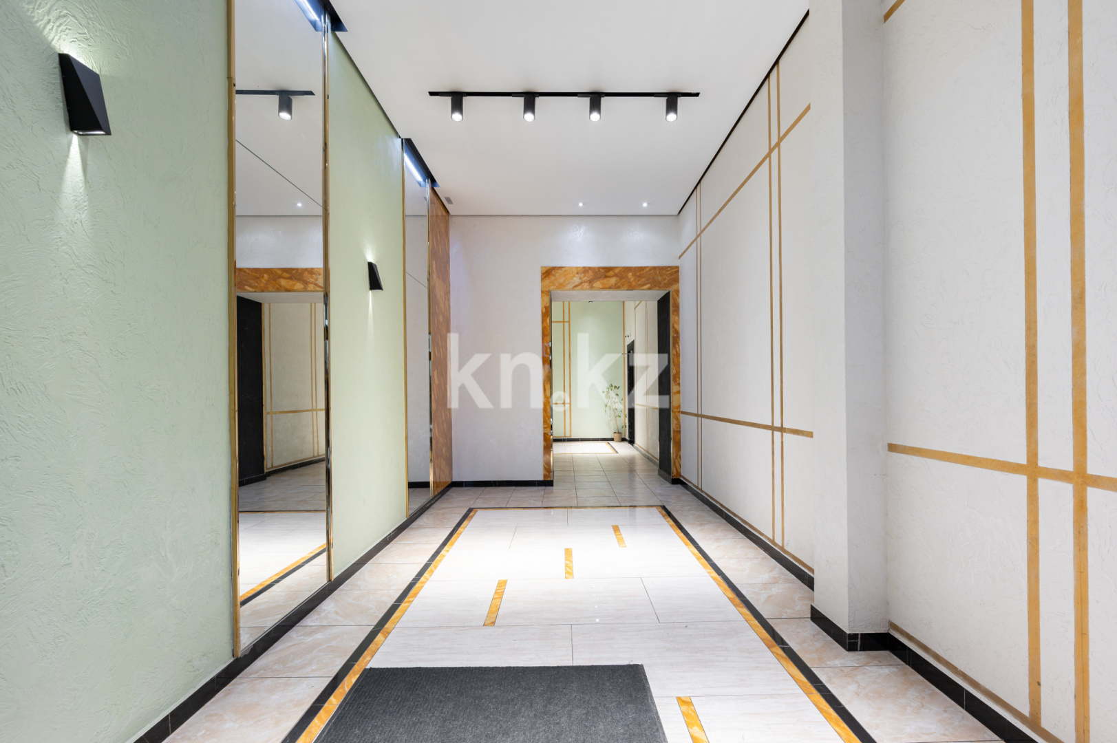 Аренда 1-комнатной квартиры посуточно, 50 м² в Алматы - фото 22