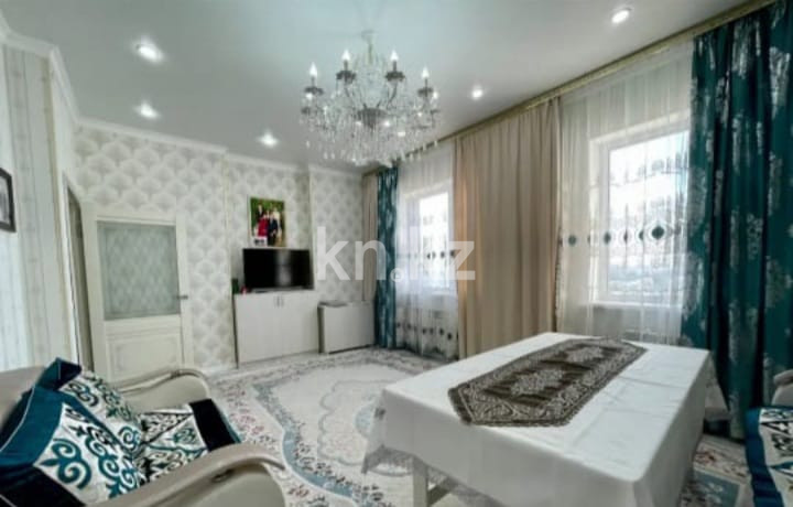 Продажа 3-комнатной квартиры, 76 м², ул. Дюсембекова, дом  44/2 в Караганде - фото 3