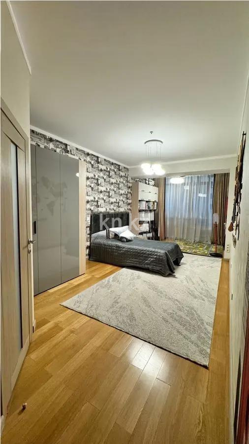 Продажа 4-комнатной квартиры, 138 м², ул. Каирбекова, дом  35а в Алматы - фото 2