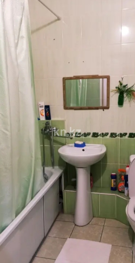 Аренда 1-комнатной квартиры посуточно, 40 м², мкр. Аксай-1а, дом  33 в Алматы - фото 5