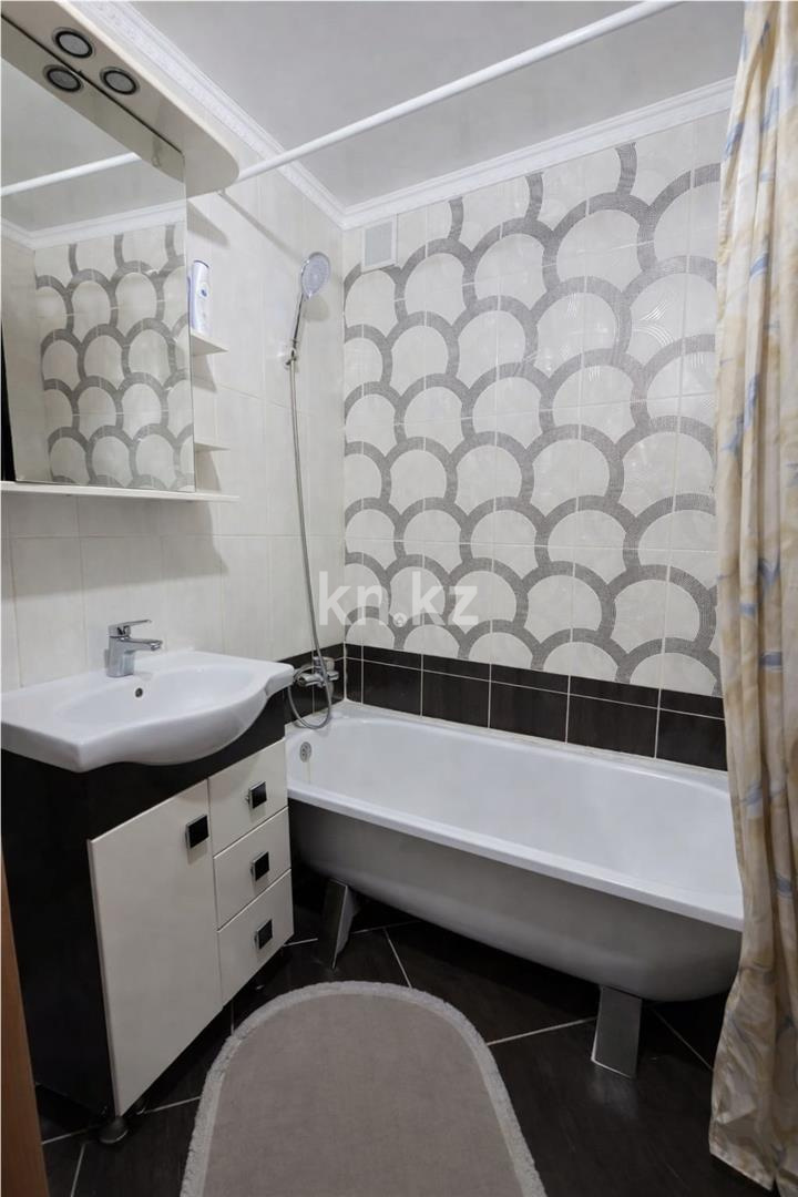 Продажа 3-комнатной квартиры, 66 м² в Караганде - фото 8