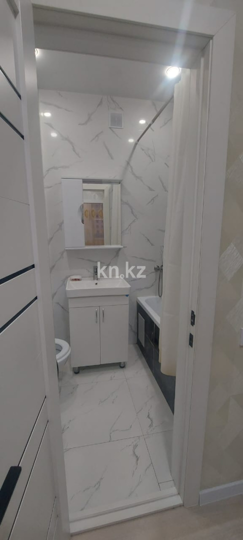 Продажа 2-комнатной квартиры, 45 м² в Астане - фото 11