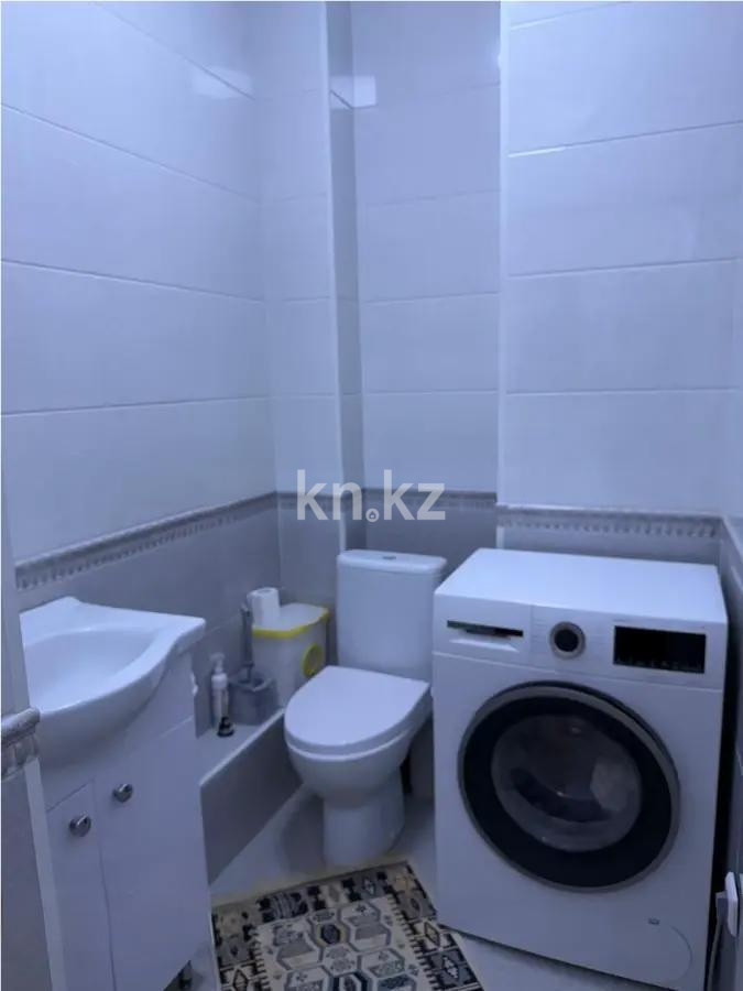 Продажа 3-комнатной квартиры, 90 м², ул. Утеген батыра, дом  17б в Алматы - фото 7