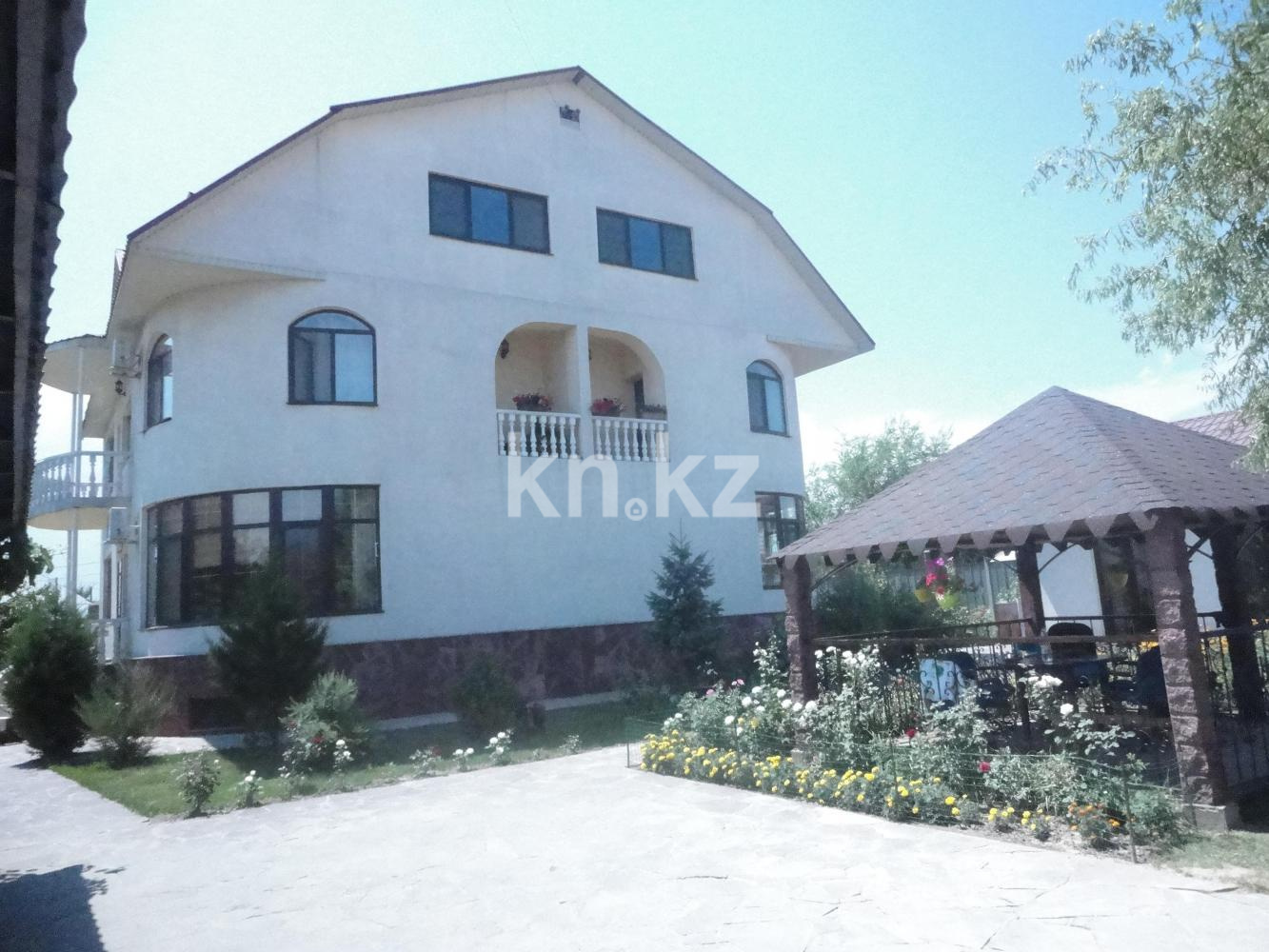 Продажа дома, 650 м² в Алматы