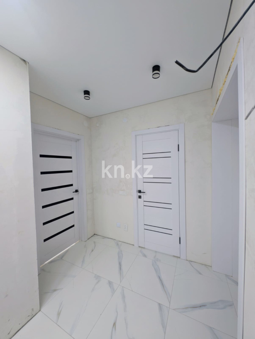 Продажа 3-комнатной квартиры, 97 м² в Уральске - фото 4