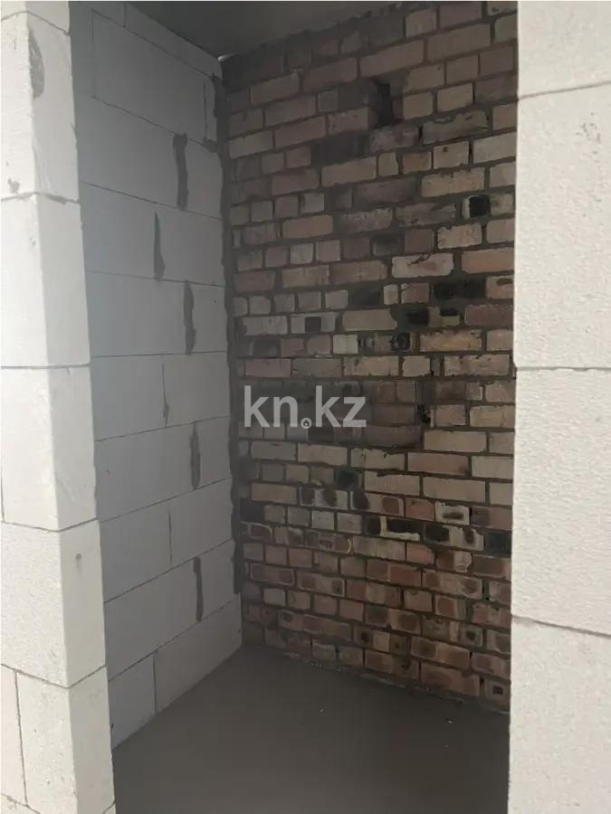 Продажа 1-комнатной квартиры, 29.7 м², ул. Тынышбайулы, дом  6 стр в Астане - фото 3