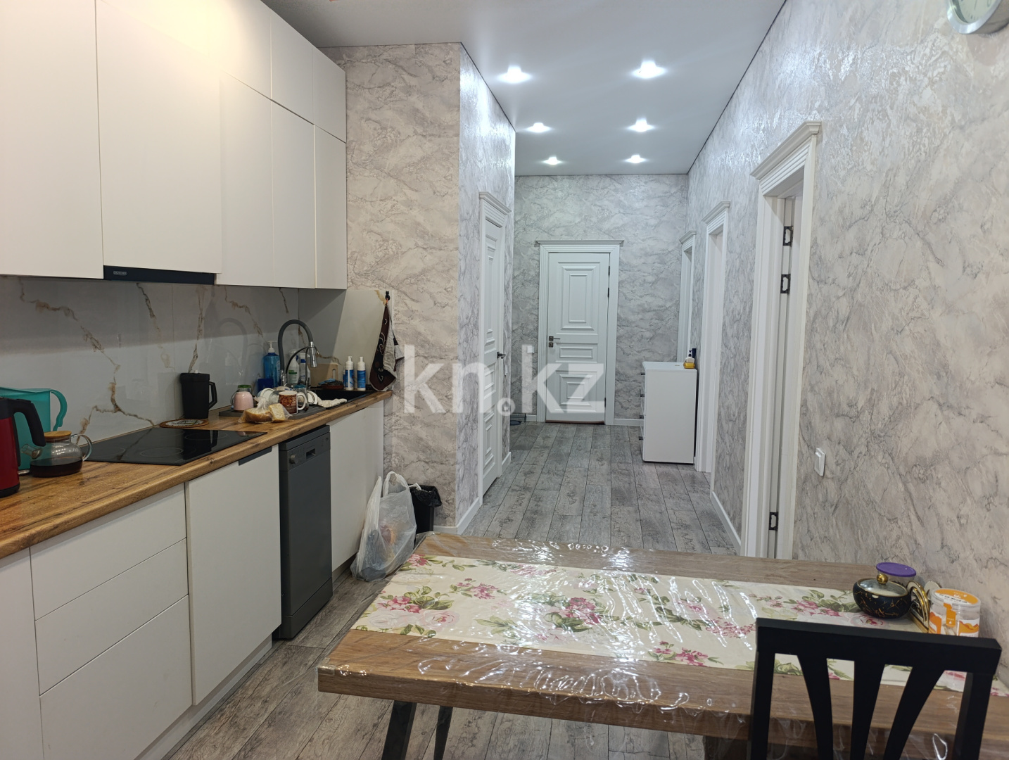 Продажа 3-комнатной квартиры, 75.2 м² в Караганде - фото 3
