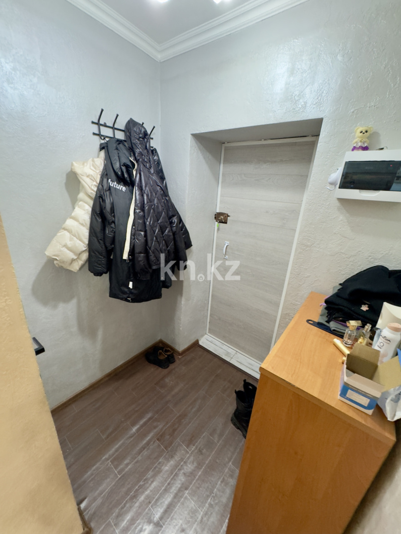 Продажа 3-комнатной квартиры, 42 м², ул. Гоголя, дом  39 в Караганде - фото 12