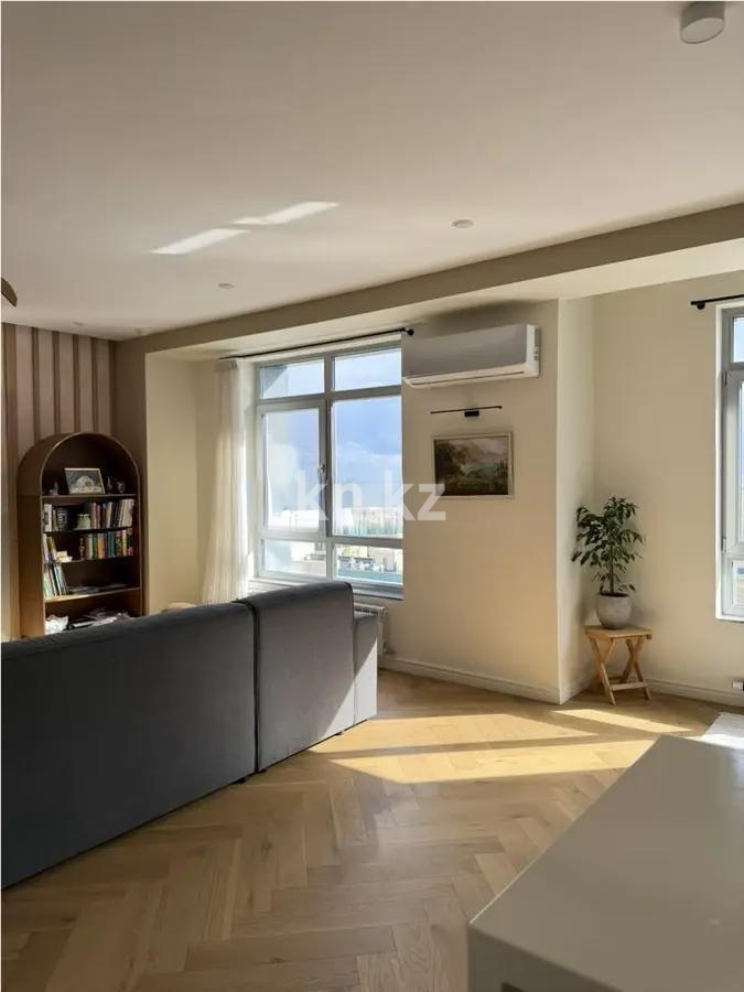 Продажа 4-комнатной квартиры, 130 м² в Астане