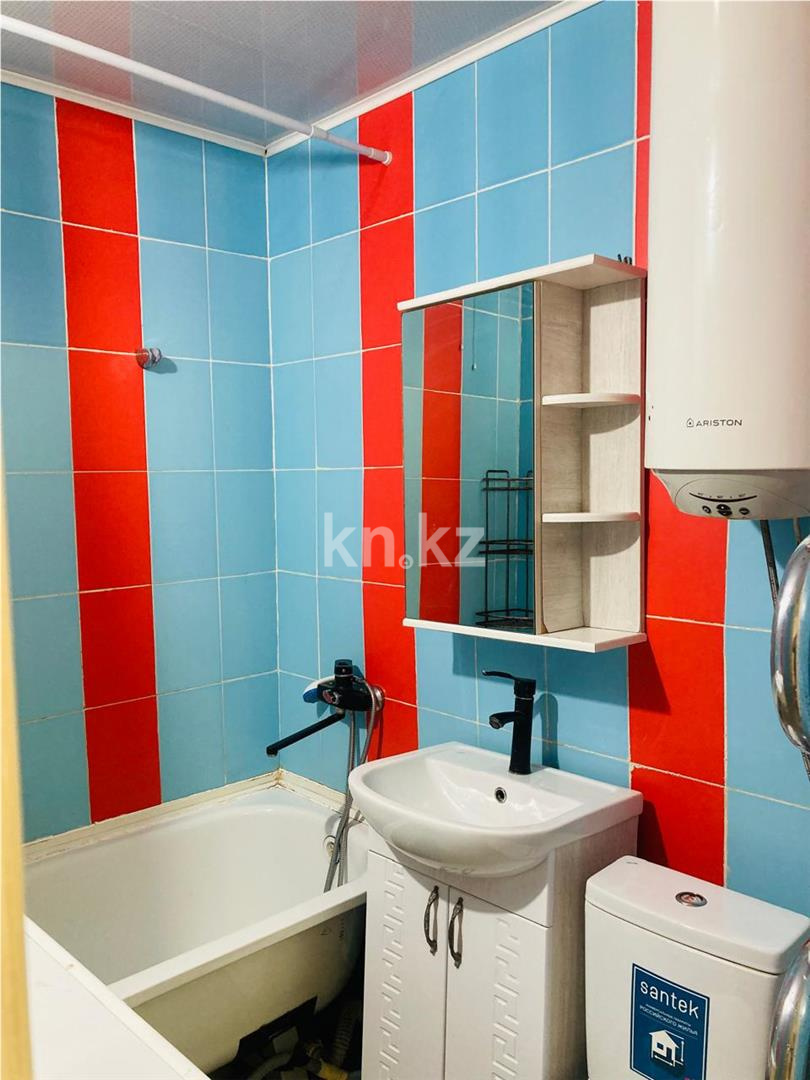 Продажа 2-комнатной квартиры, 46 м², мкр-н 12 в Караганде - фото 9