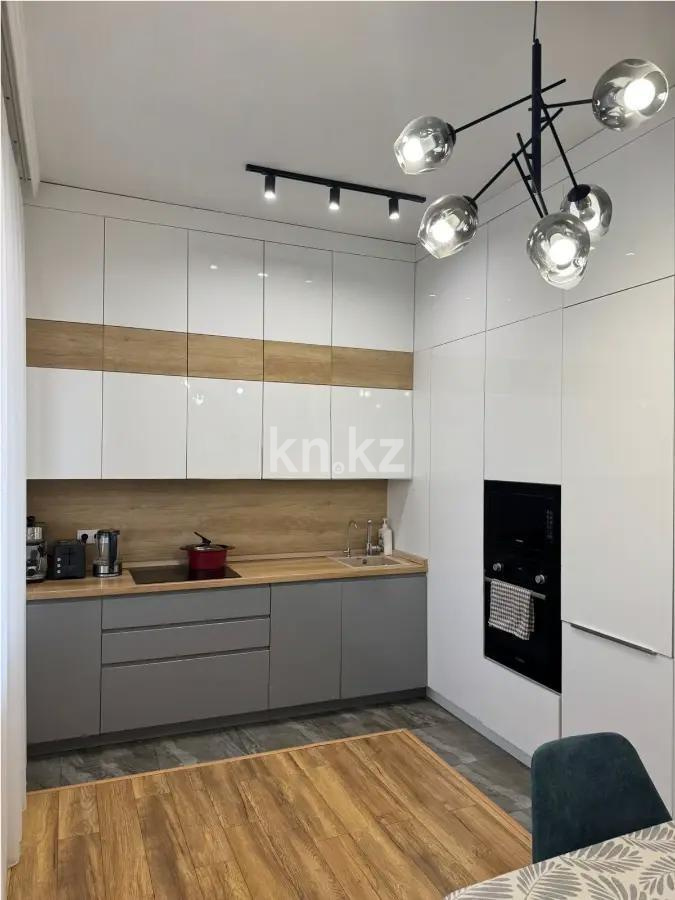 Продажа 3-комнатной квартиры, 100 м², ул. Керей, Жанибек хандар, дом  30 в Астане - фото 4