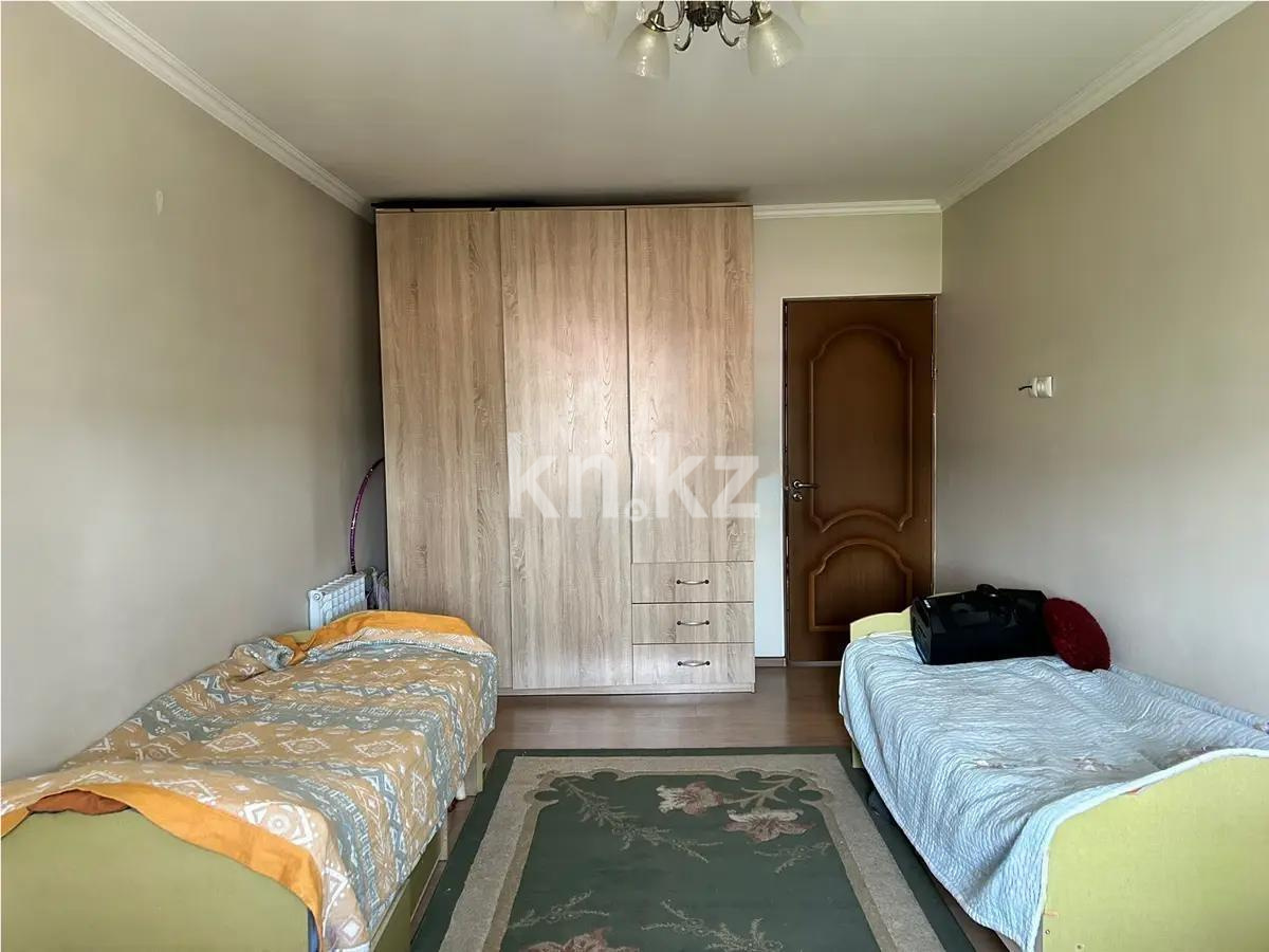 Продажа 3-комнатной квартиры, 68 м², ул. Тургута Озала, дом  240 в Алматы - фото 3