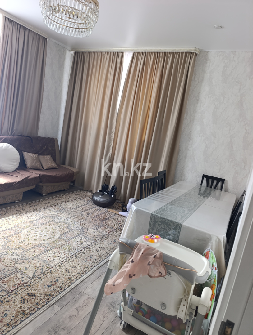 Продажа 3-комнатной квартиры, 75.2 м² в Караганде - фото 8