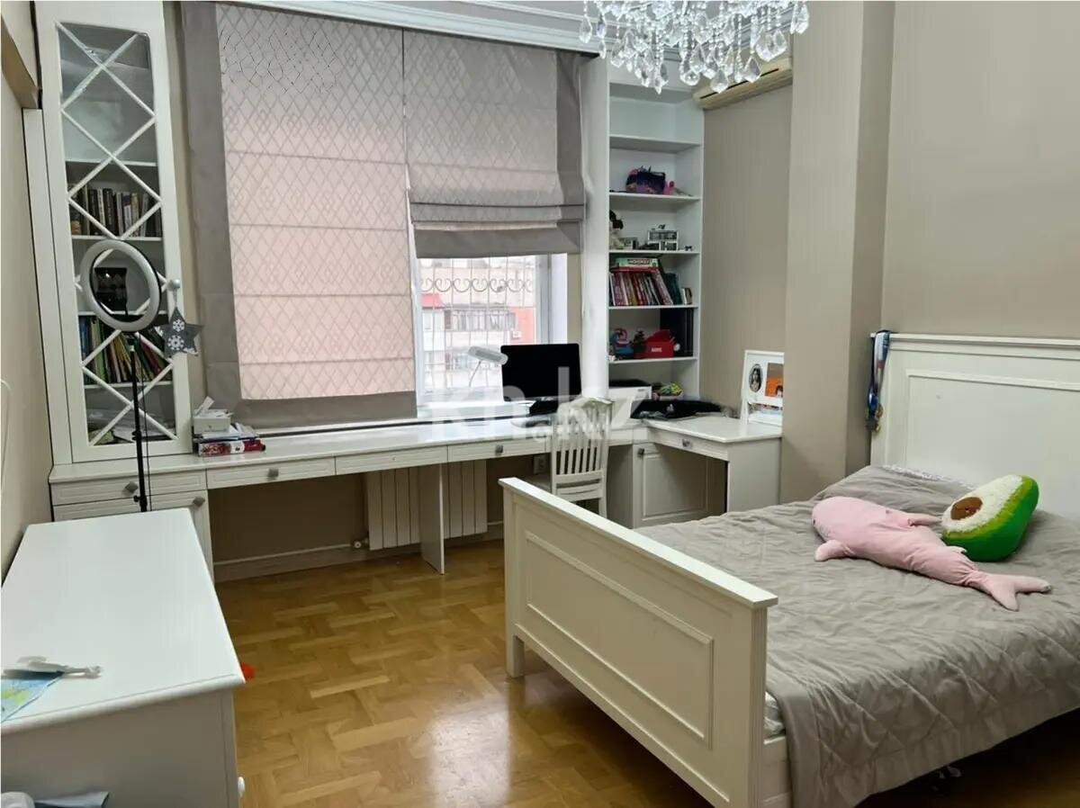 Продажа 4-комнатной квартиры, 205 м² в Алматы - фото 3