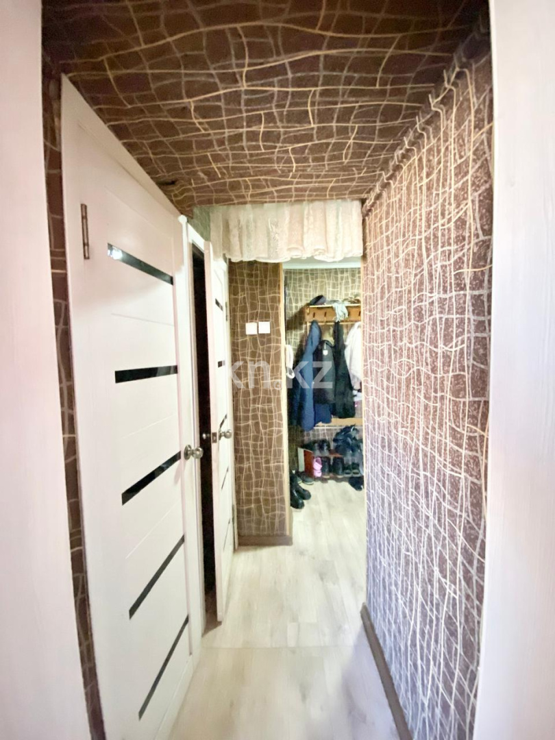 Продажа 4-комнатной квартиры, 61 м², ул. Орлова в Караганде - фото 11