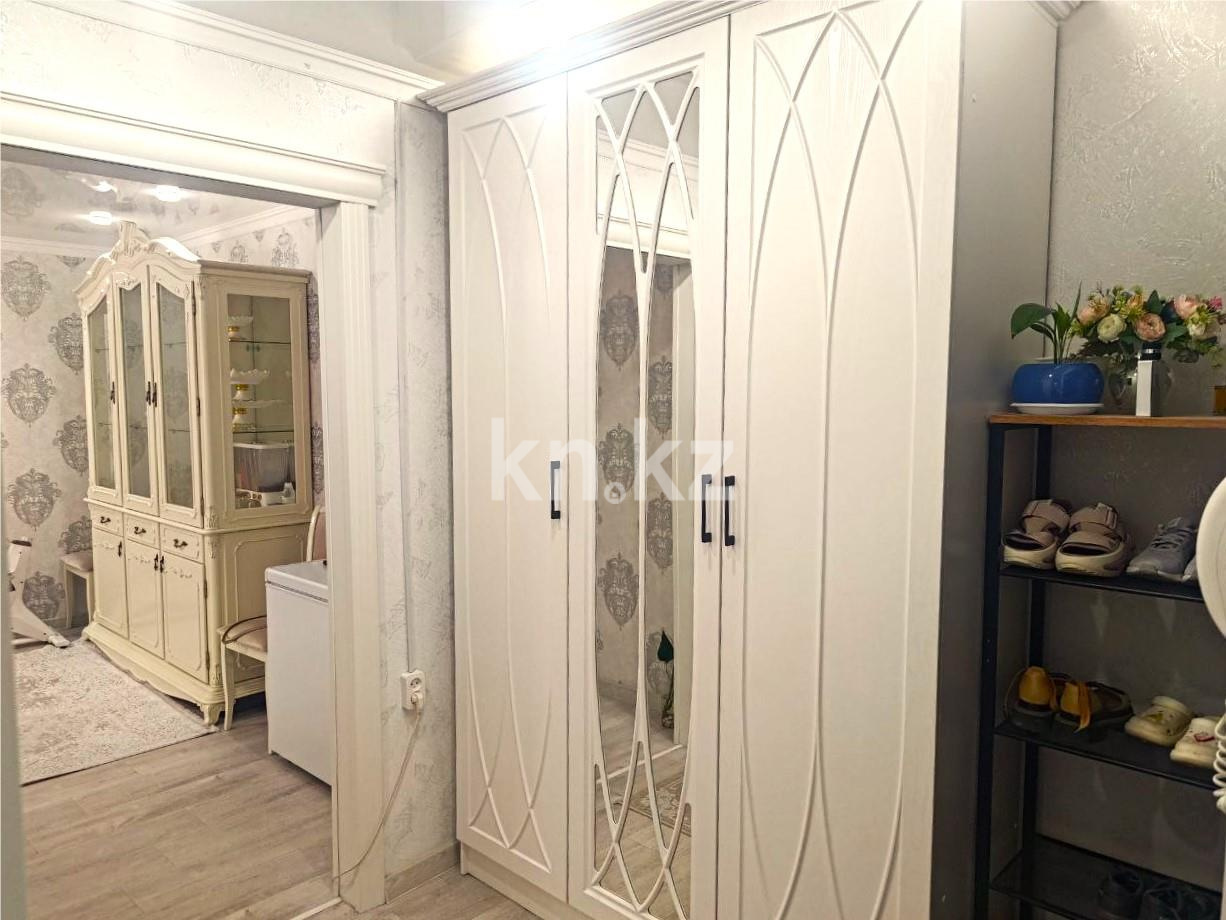 Продажа 4-комнатной квартиры, 62 м², мкр-н 21, дом  23 в Караганде - фото 9