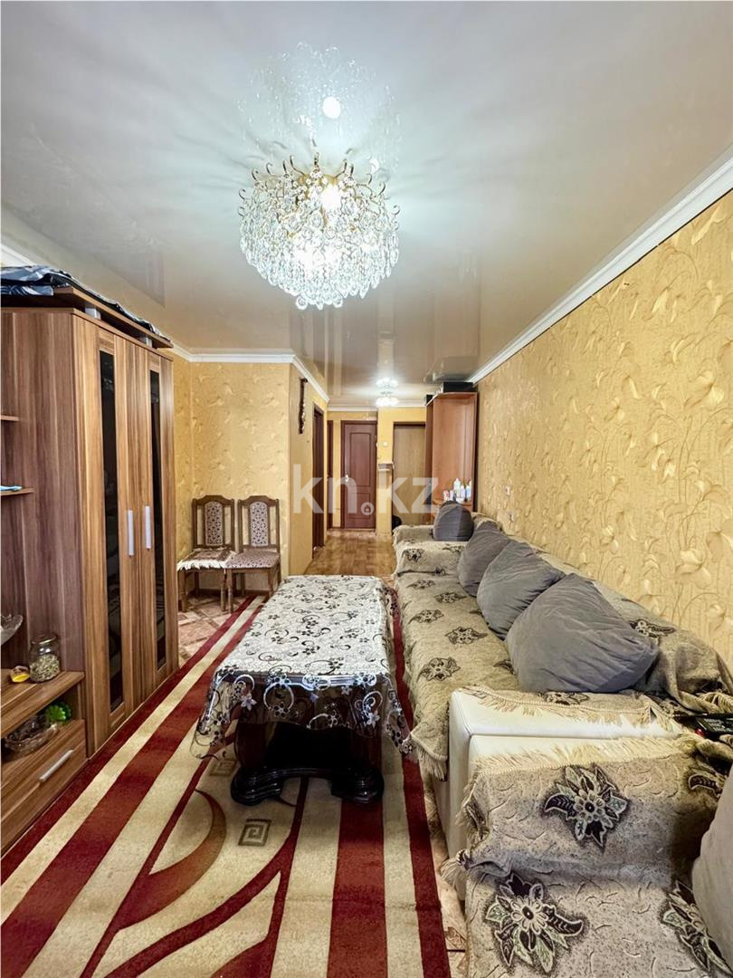 Продажа 3-комнатной квартиры, 53 м², ул. Пичугина, дом  242 в Караганде - фото 2