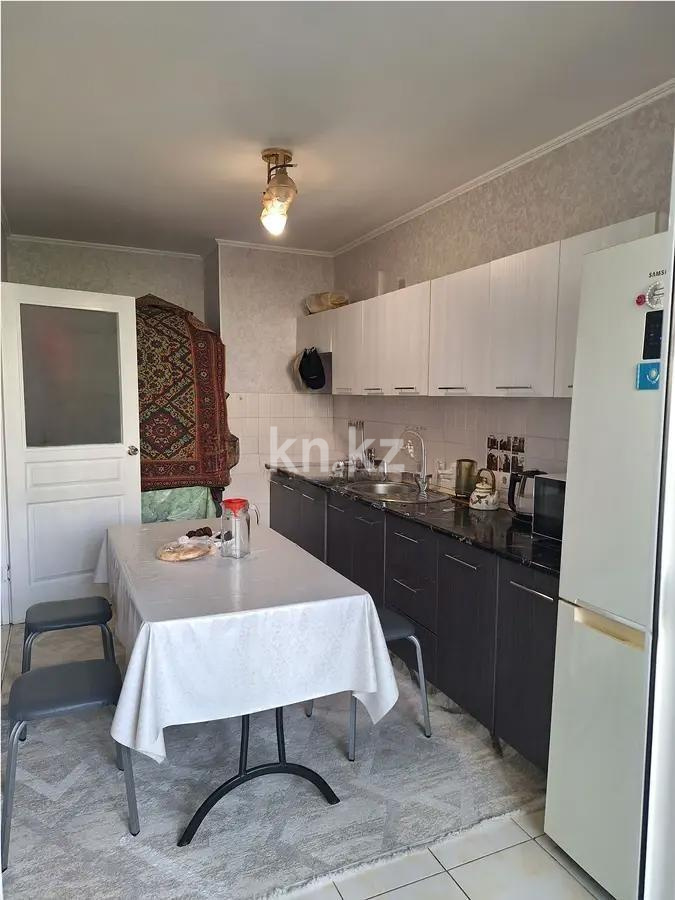Продажа 2-комнатной квартиры, 65 м², мкр. Аккент, дом  27 в Алматы - фото 3
