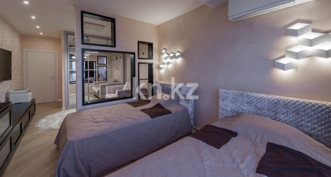 Аренда 3-комнатной квартиры посуточно, 98 м², ул. Кунаева, дом  14/1 - ул. Туркестан в Астане - фото 6