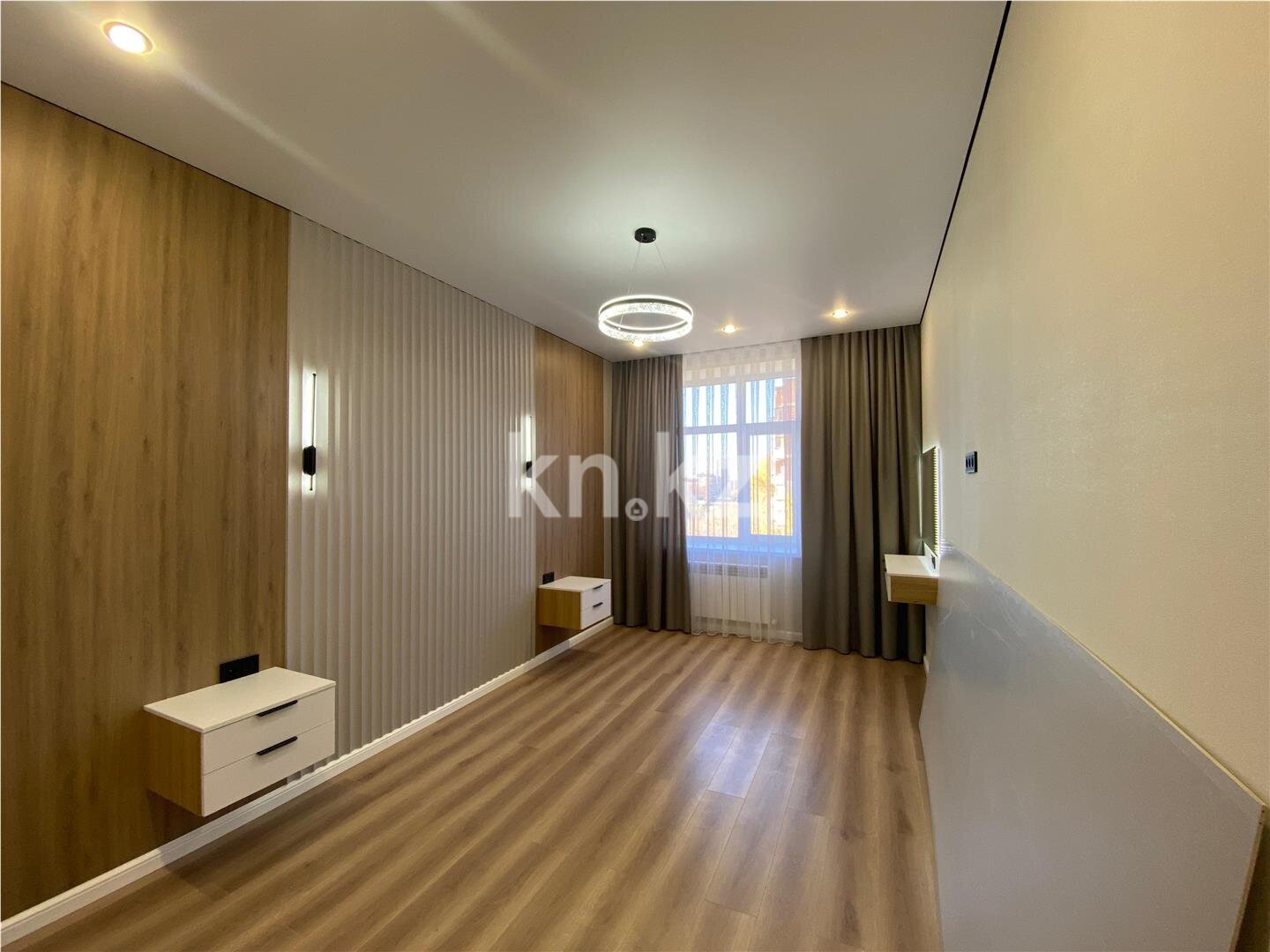 Продажа 3-комнатной квартиры, 90 м² в Караганде