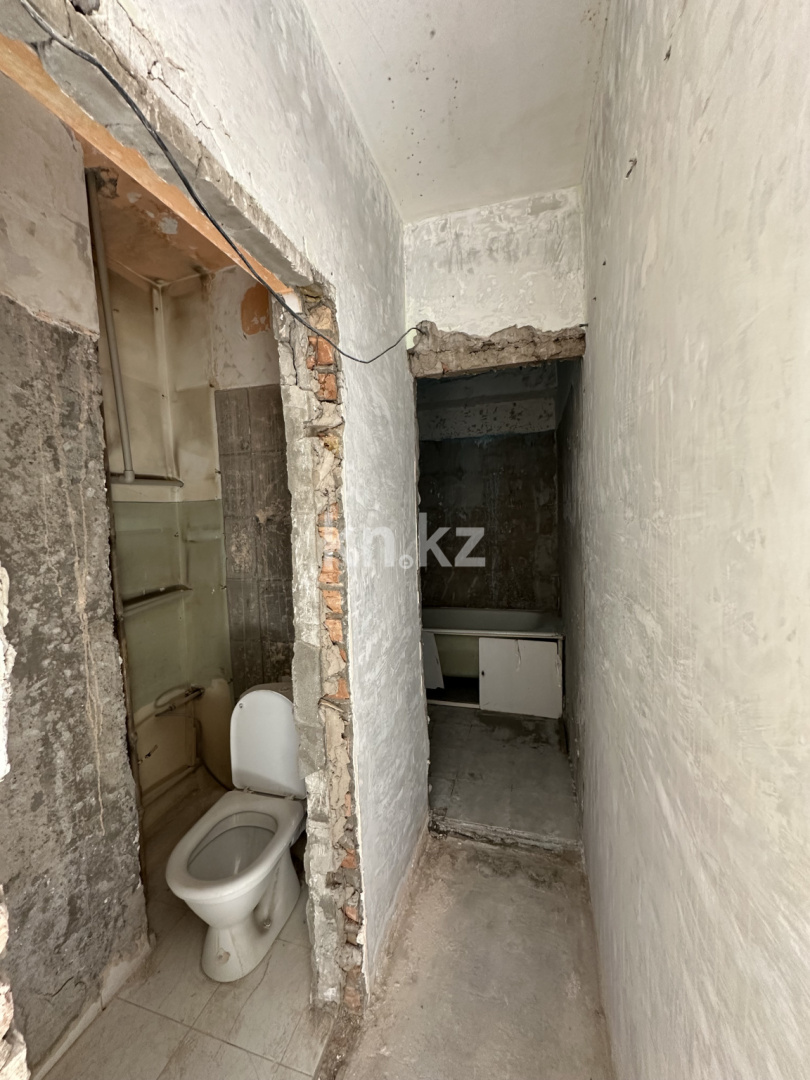 Продажа 3-комнатной квартиры, 68 м², ул. Алии Молдагуловой, дом  44 в Шымкенте - фото 12