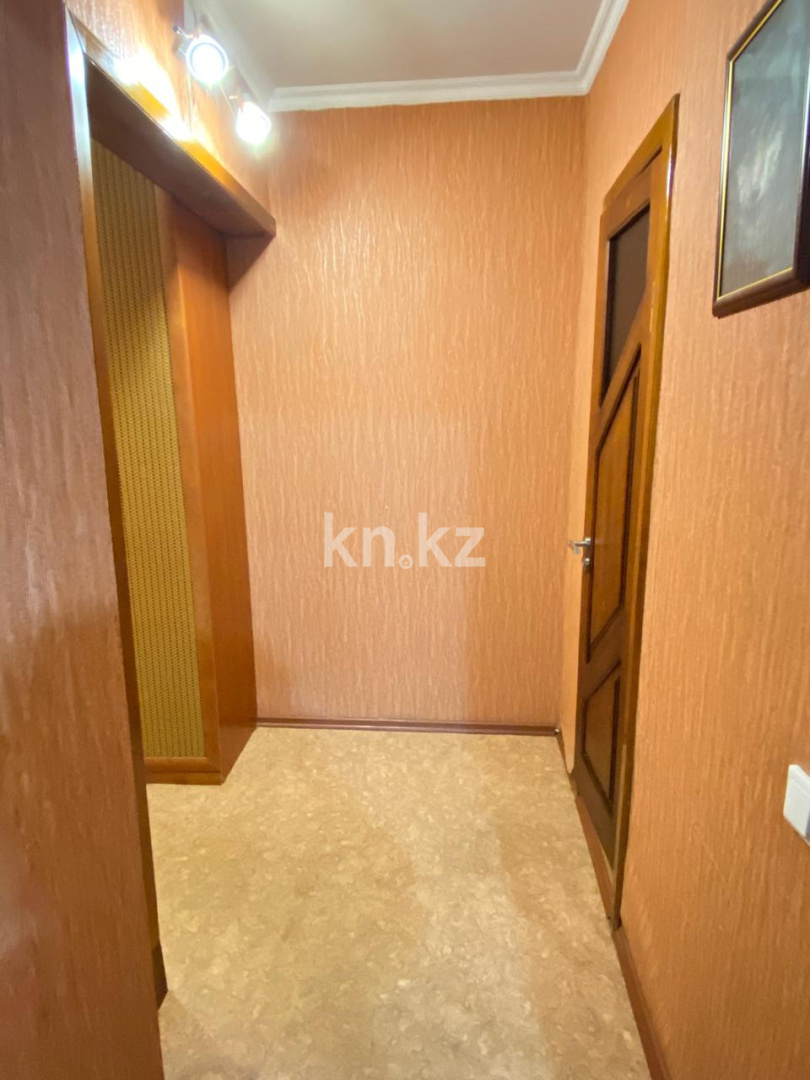 Продажа 2-комнатной квартиры, 54 м², ул. Гапеева, дом  14 в Караганде - фото 4