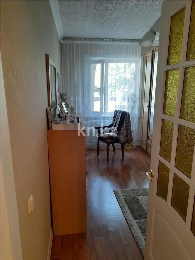 Продажа 3-комнатной квартиры, 62 м², пр. Строителей, дом  20 в Караганде - фото 3