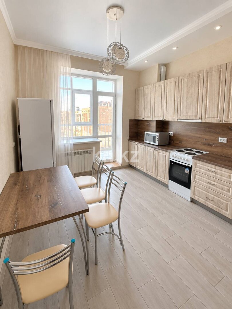Аренда 2-комнатной квартиры, 80 м² в Астане
