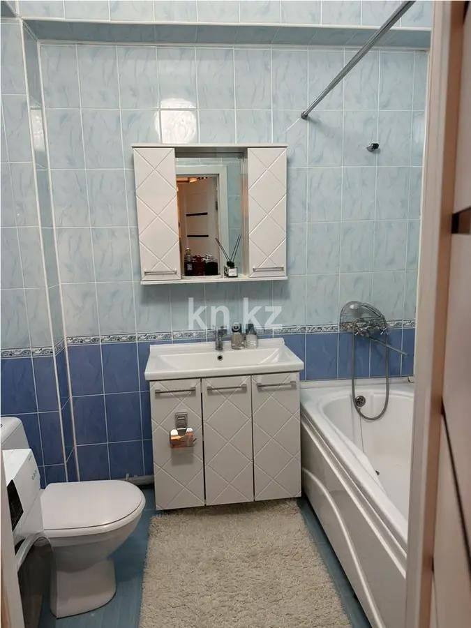 Продажа 2-комнатной квартиры, 52 м², мкр-н 8, дом  41/6 в Алматы - фото 4