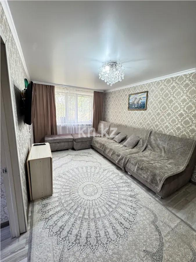 Продажа 4-комнатной квартиры, 60 м², мкр-н 19 в Караганде