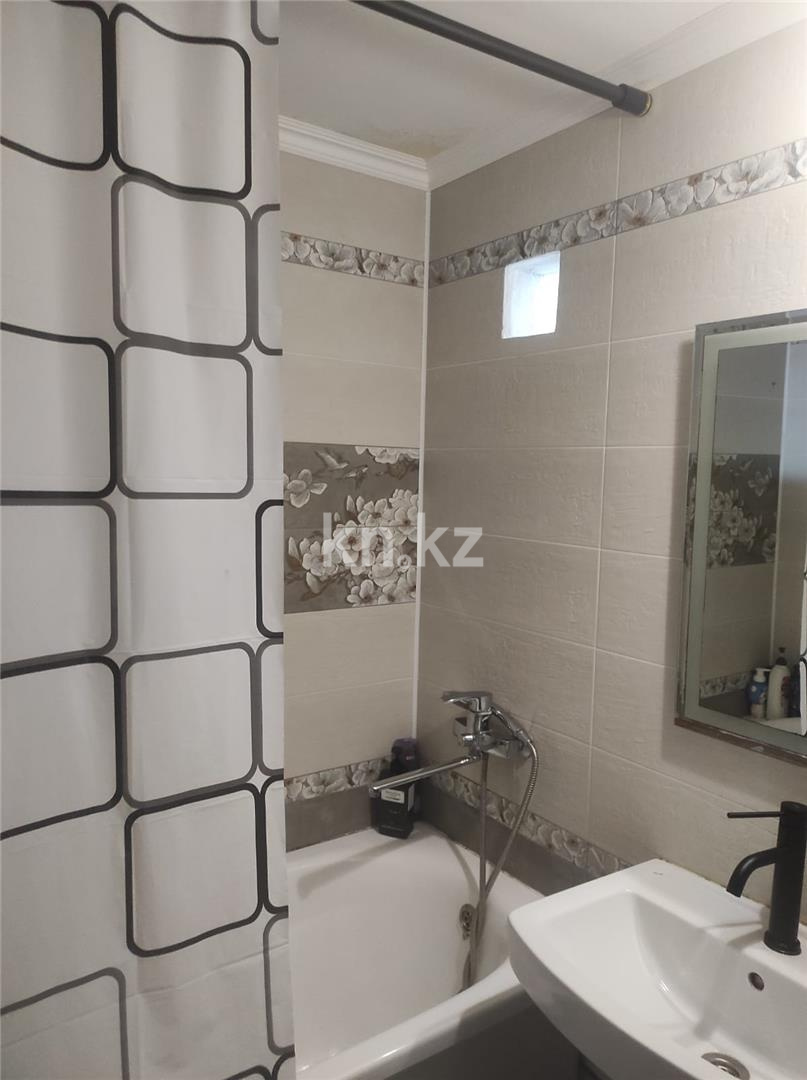 Продажа 3-комнатной квартиры, 70 м², ул. Абая в Темиртау - фото 6