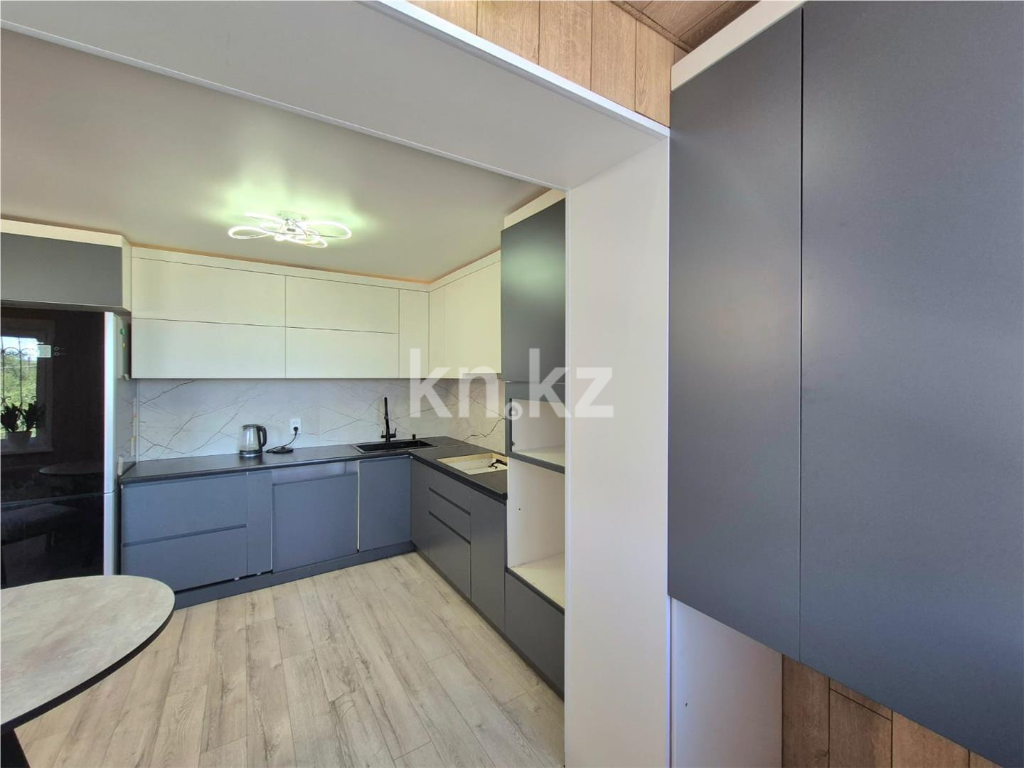 Продажа 3-комнатной квартиры, 74 м², мкр-н 8 в Темиртау - фото 8