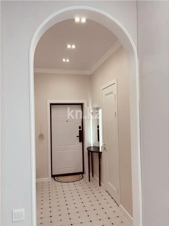 Продажа 1-комнатной квартиры, 42 м², ул. Е-882, дом  7 в Астане - фото 5