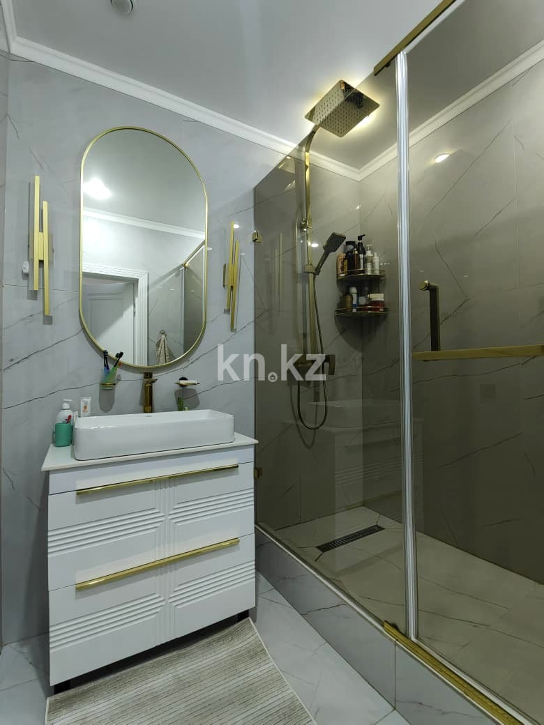 Продажа 4-комнатной квартиры, 143 м², мкр. Голубые Пруды, дом  5/4 в Караганде - фото 25