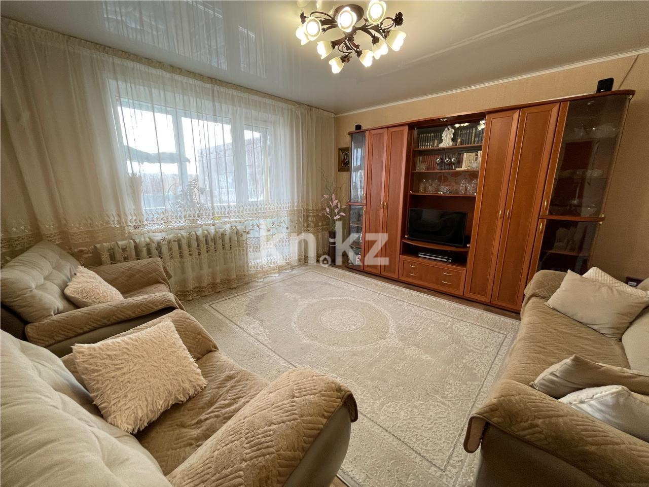 Продажа 3-комнатной квартиры, 64 м² в Караганде