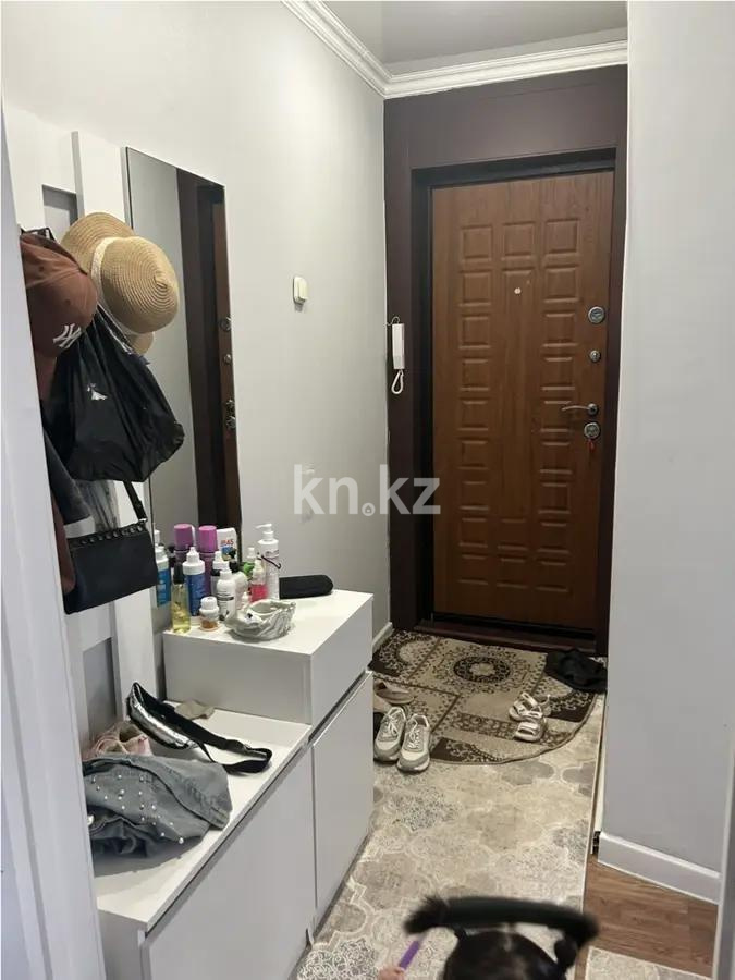 Продажа 3-комнатной квартиры, 43 м², 11а мкр., дом  7 в Караганде - фото 3