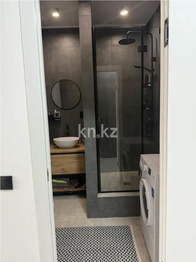 Продажа 1-комнатной квартиры, 36 м², ул. Нахимова, дом  51/2 в Алматы - фото 3